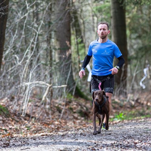 Laufshirts und Sportshirts gestalten und bedrucken lassen Laufshirts und Sportshirts gestalten und bedrucken lassen